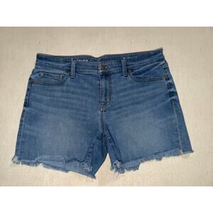 Vineyard women’s blue jeans shorts